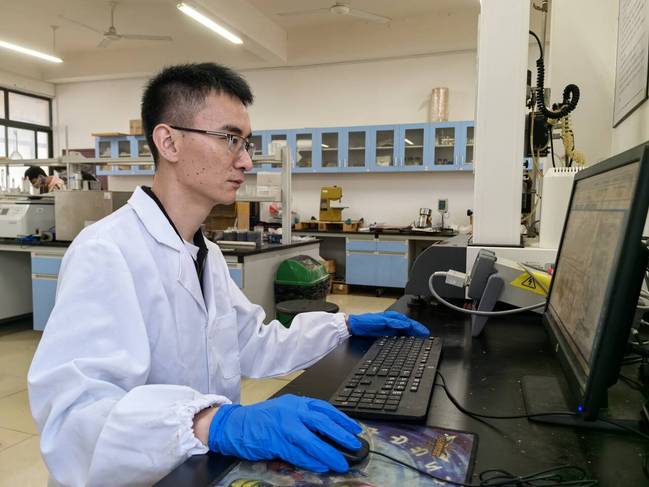 科教融合潤(rùn)物無聲，潛精研思助力雙碳 材料科學(xué)的創(chuàng)新引擎